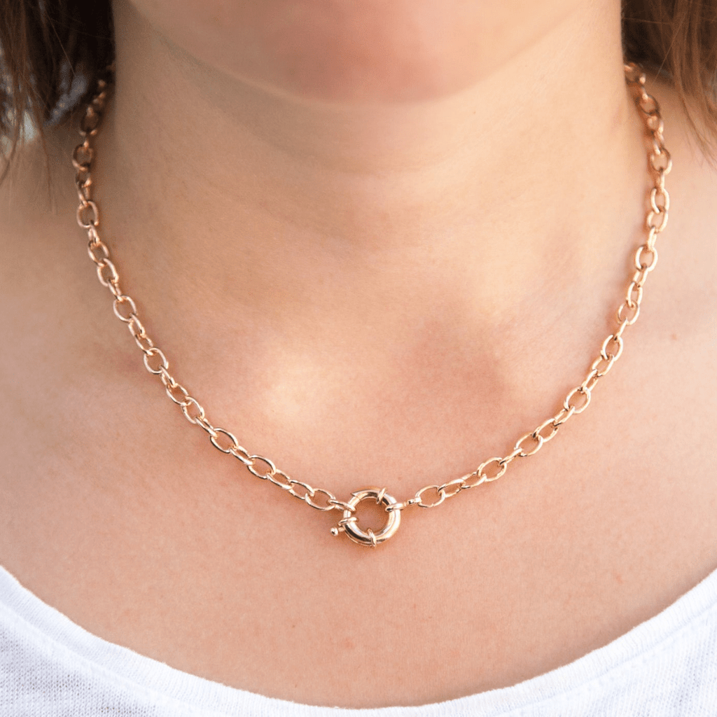 COLLIER NANDA de Kube store : La touche de style qui fait la différence ! - KUBE STORE